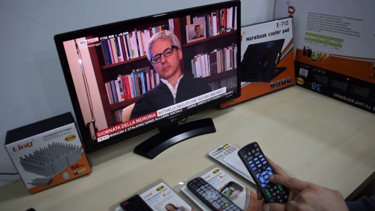 Sblocca il Tuo Samsung TV: Codici Segreti per il Telecomando Universale in 70 Caratteri